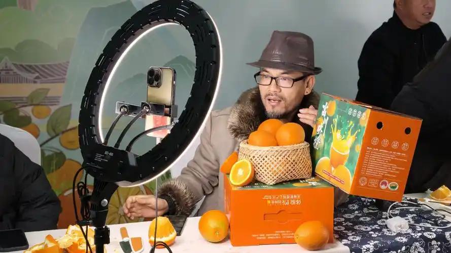 说句实话，现在开网店比开实体店还惨！一家月流水百万的店铺，扣除直通车、全