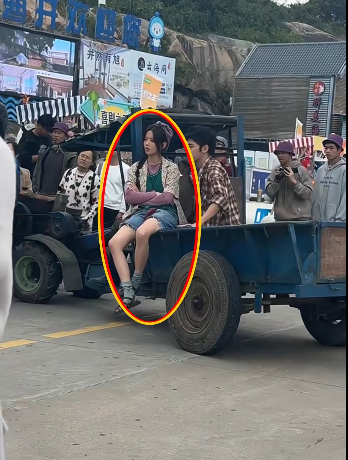 不是，杨超越现实中长这样
