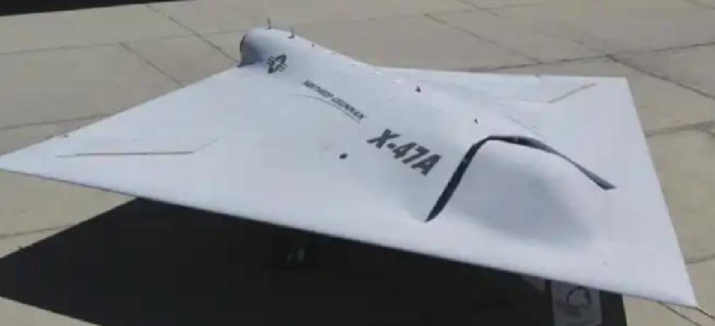 果不其然。美国防长奥斯汀突然下令。四月在华盛顿记者会上，他把南海形势