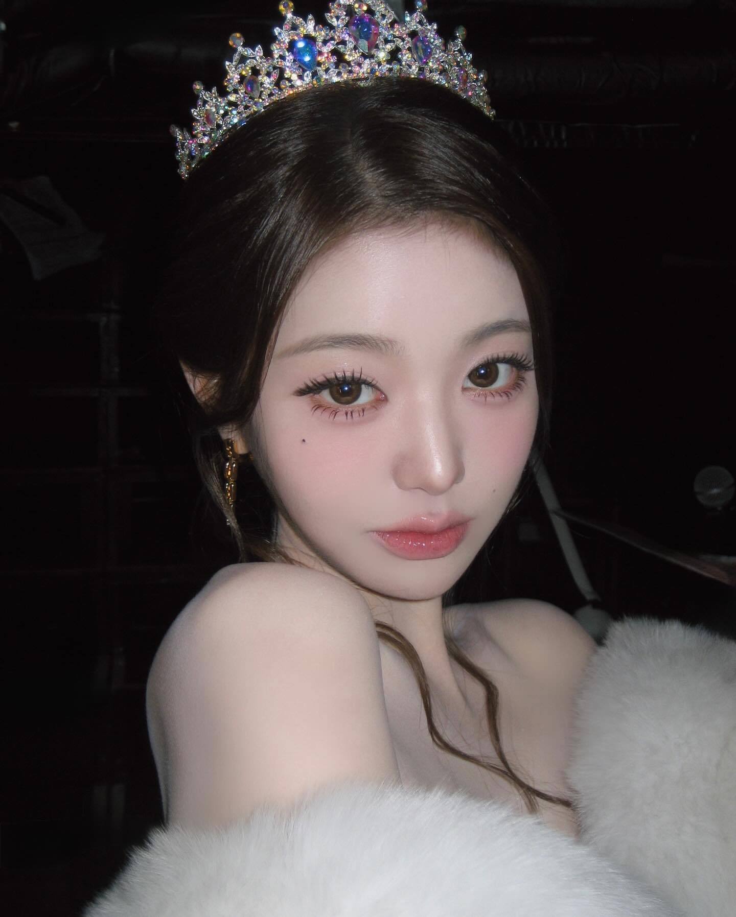 bjd也美不过现在的张元英皮肤漂亮的快要透明✨