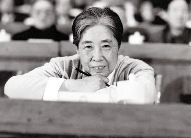 1979年，王光美终于走出了监狱，令她没想到的是，第一个来拜访人竟是毛主席昔秘书