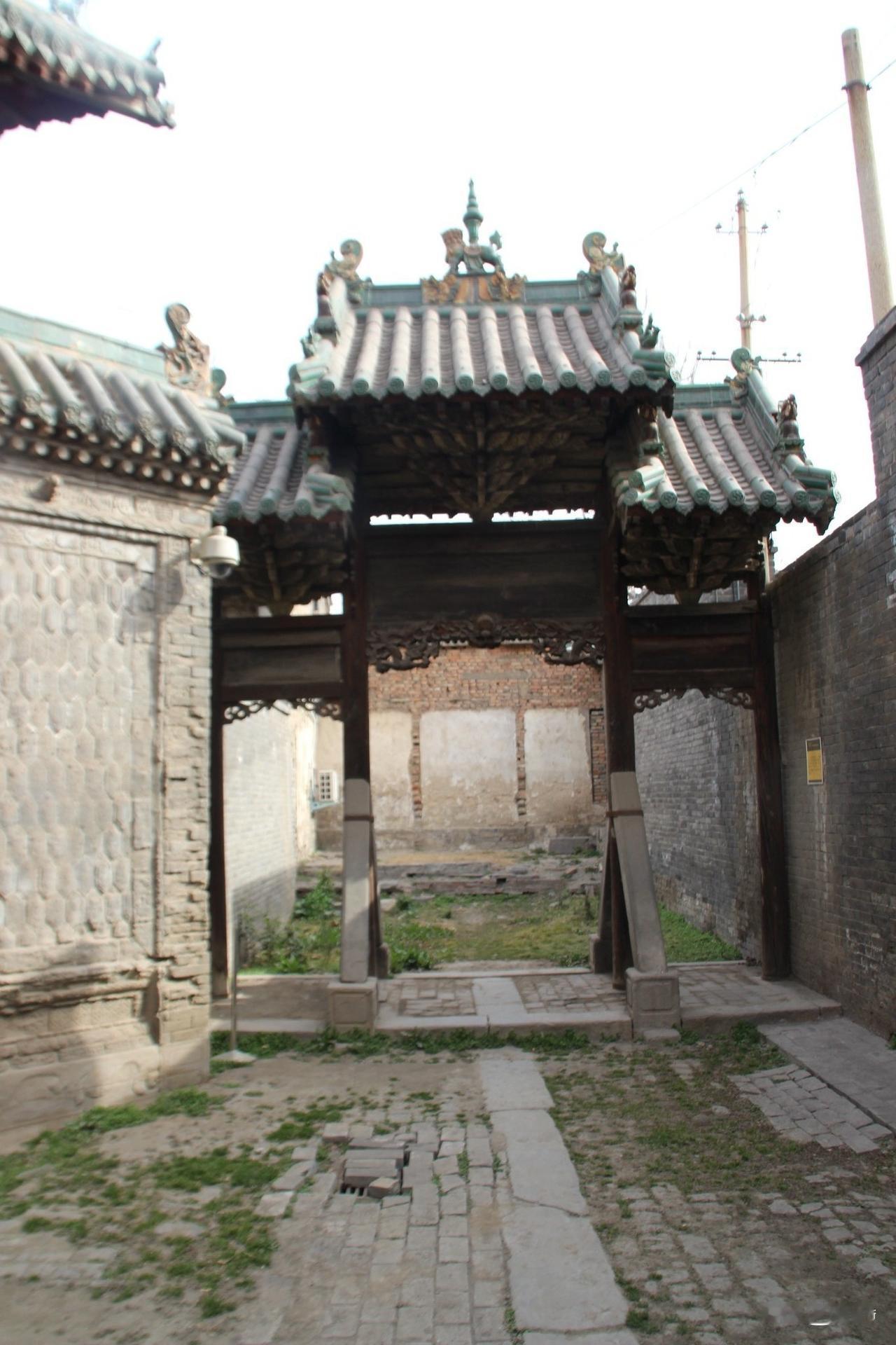 明代的会馆是干什么的，外地人进京靠它解决什么问题？明代北京有一条街叫宣武门外
