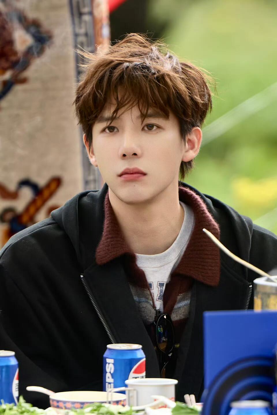 王安宇你萌你帅现在就出发3看起来！​​​