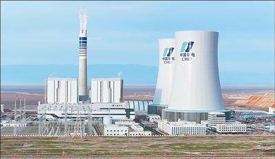 戈壁崛起“能源绿洲”