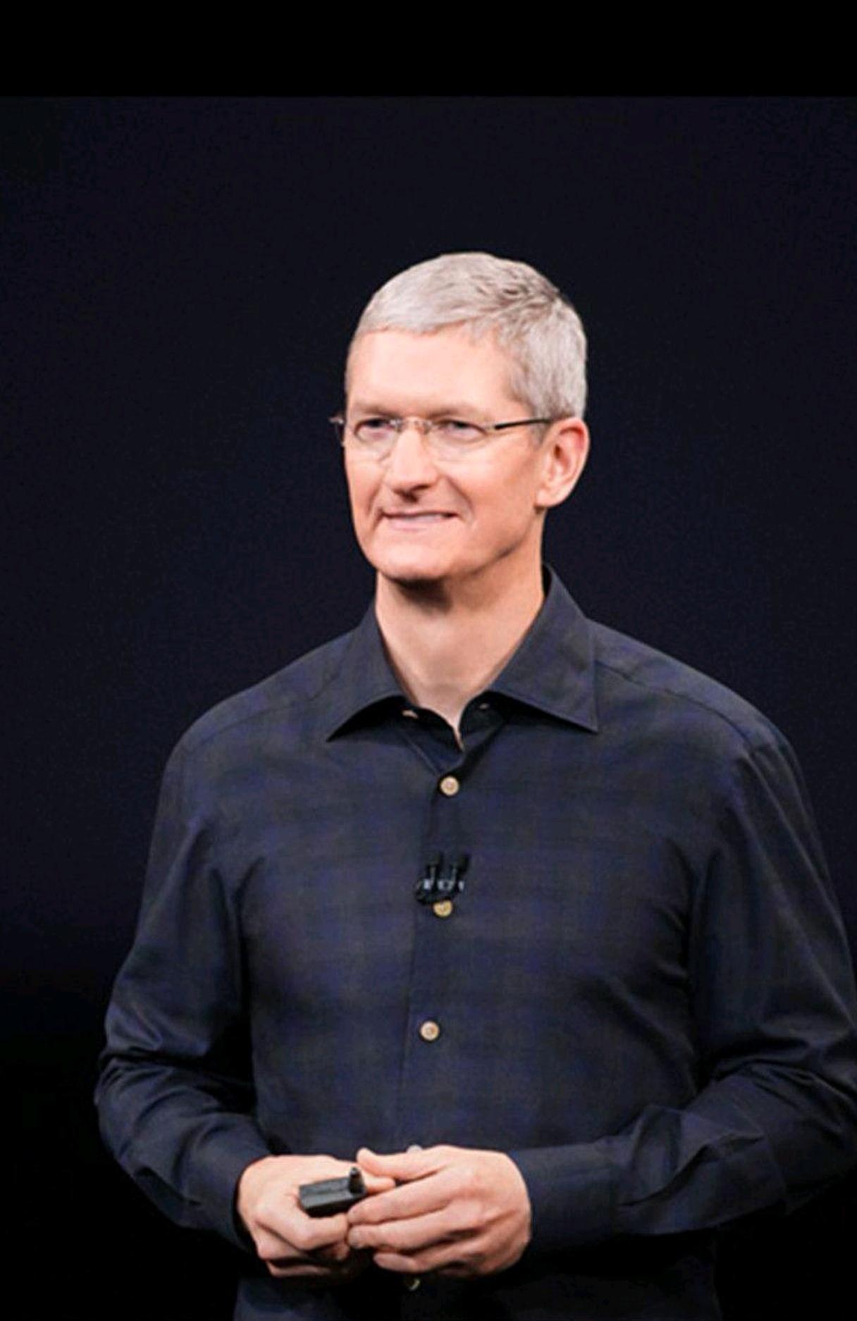 库克掀底牌！苹果死守中国根本不是图便宜，美国工程师连图纸都看不懂？这下咱们可