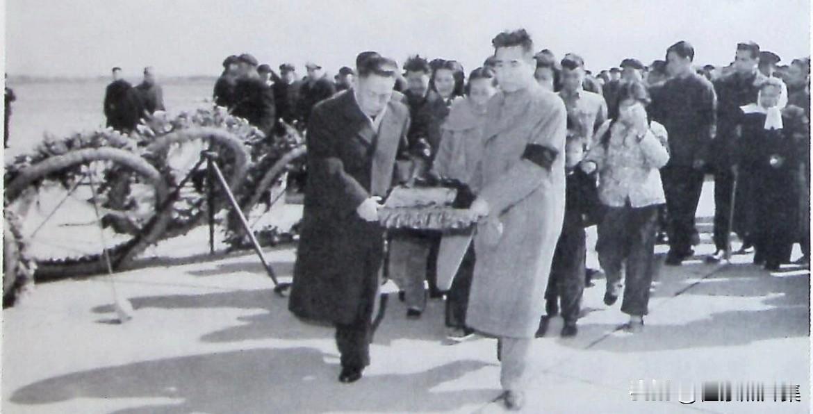 1961年3月16日上午8时45分，陈赓大将因患心脏病医治无效，在上海逝世，享年