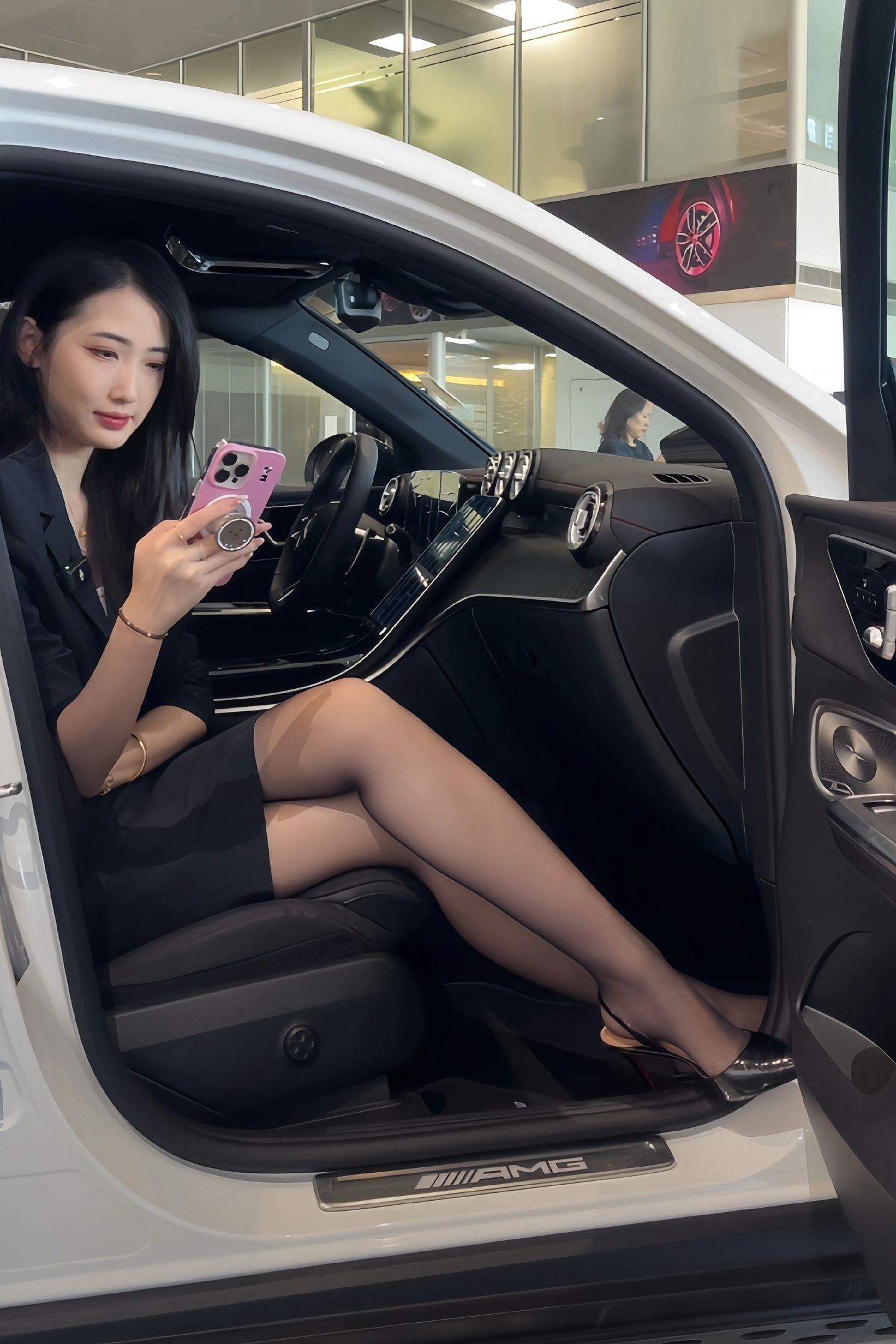 黑丝白丝不如梅赛德斯​​​