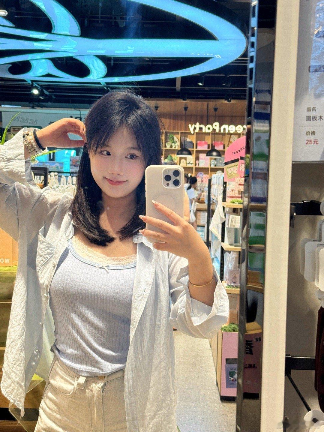 新发型💇‍♀️​​​