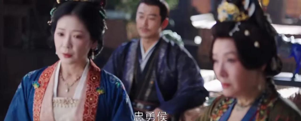 《朝雪录》原著，大长公主一家对秦莞还真不是面子情，大长公主一家都是真心疼爱秦莞的