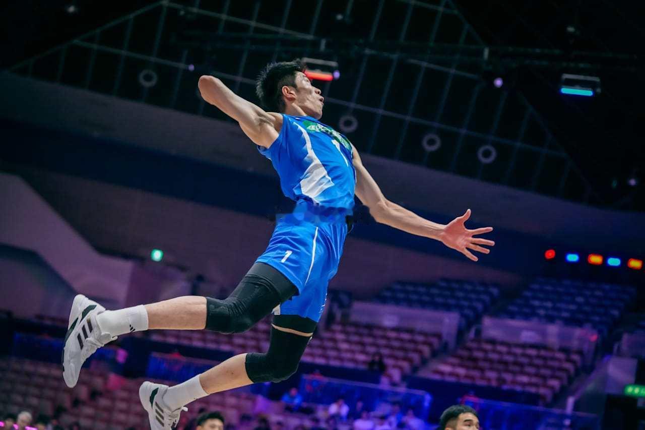 中国男排3-2韩国男排（亚运会D组）中国男排接应温子华24分（35扣22中6失误