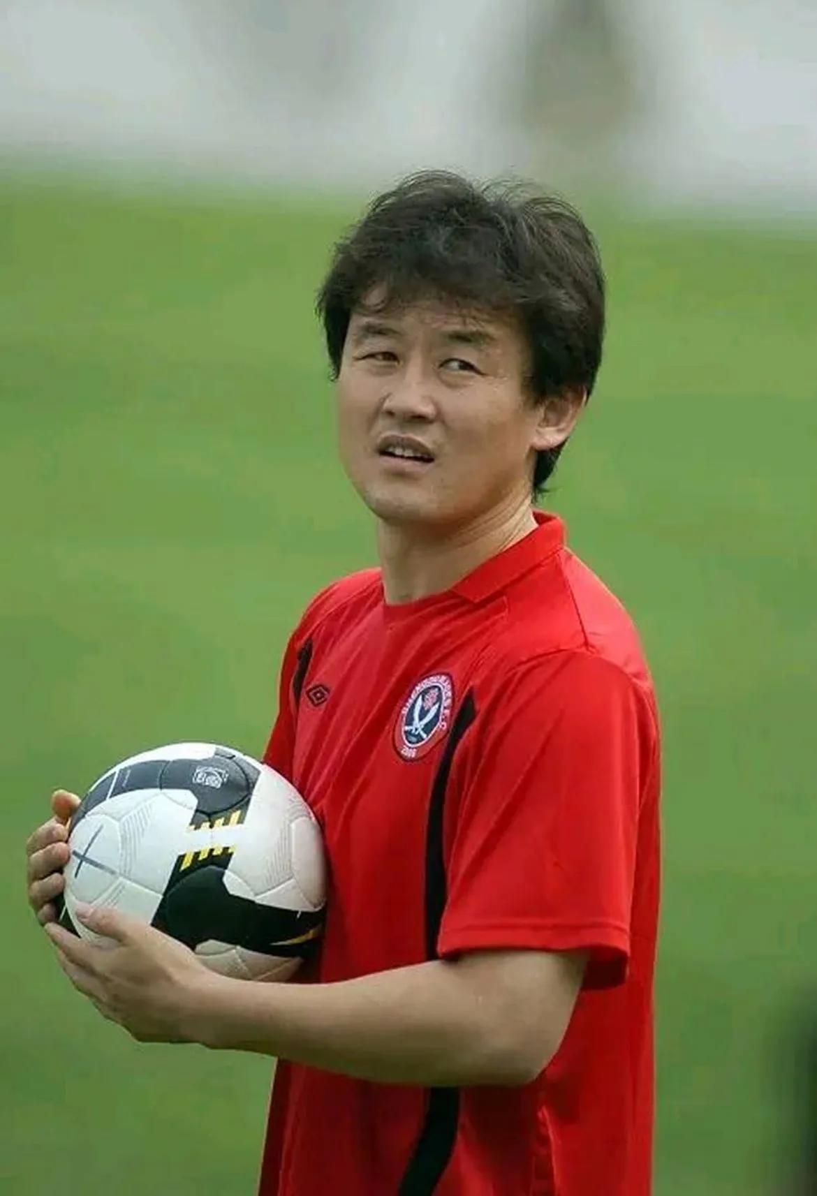 印象中，孙继海为人低调踏实，从不得罪人，想不到连他也看不起苏超。他在采访中说，苏