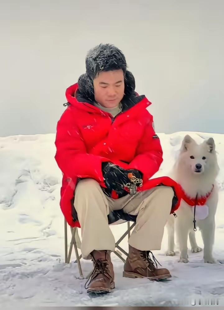 发现没，董宇辉这次带着一颗圆梦的心去的吉林长春，也是给吉林小作文事件的一个无声的