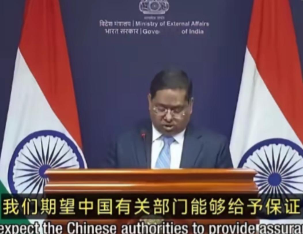 中印签证博弈突然升级！印方刚提出“保证印度公民过境不被无故拘捕”的要求，国内