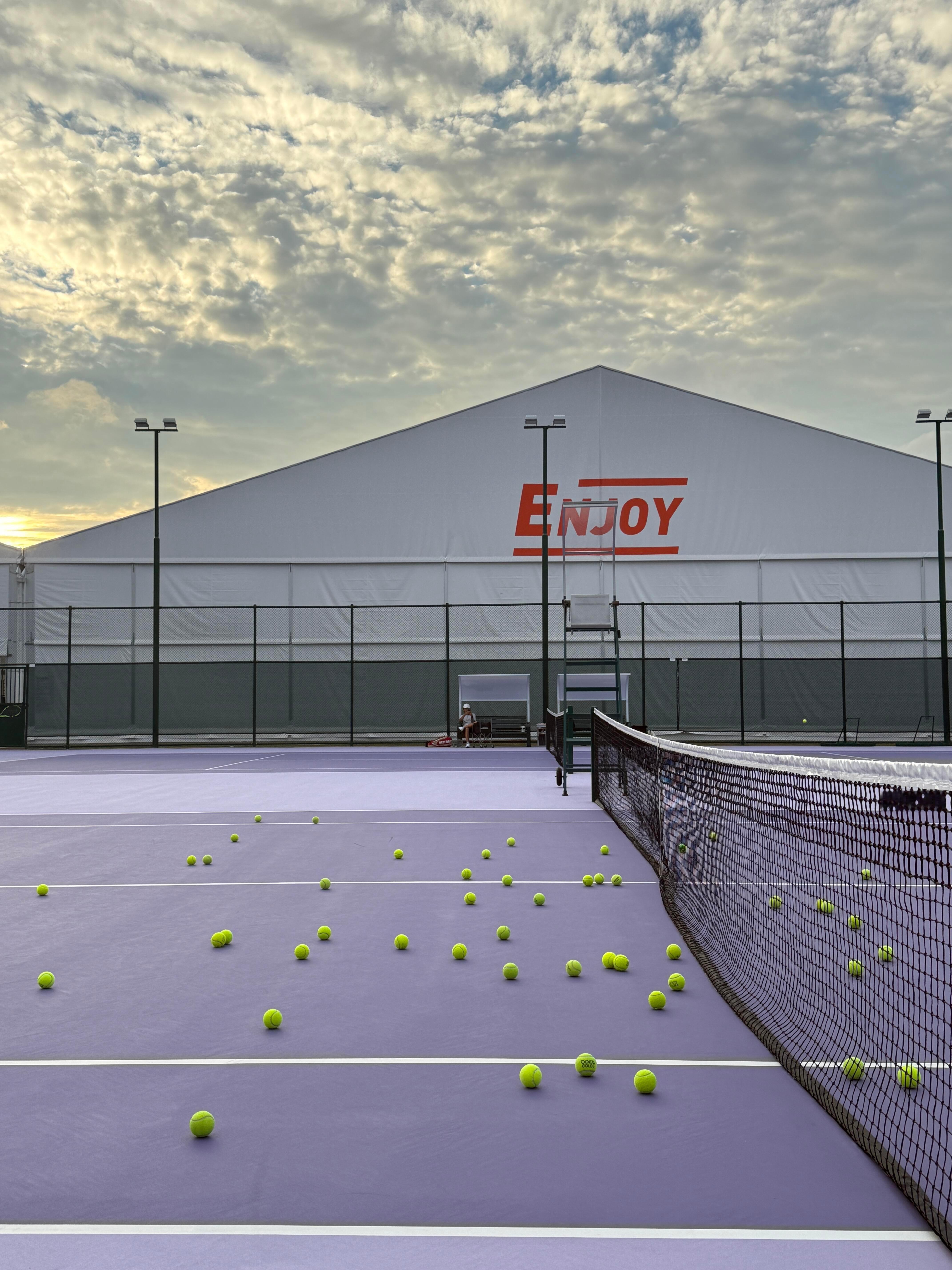 今天的天空非常漂亮了……🎾🎾🎾