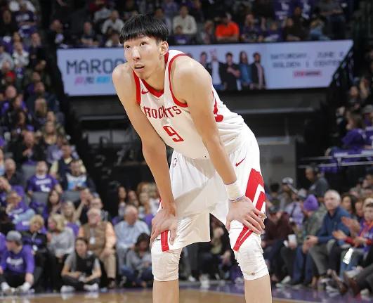 同为同届二轮秀，为什么周琦没能在NBA中生存下去！1.祖巴茨：2016届32顺