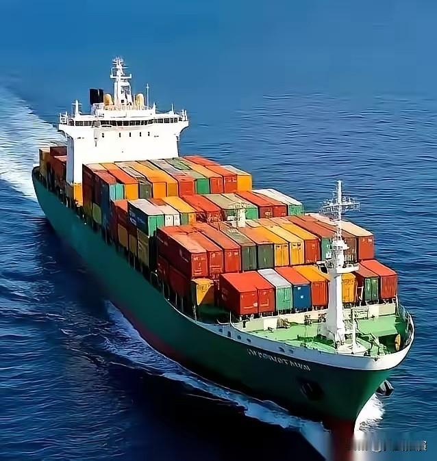 有人提了个狠招，说那艘开往台岛的漂亮国军火船，别拦。有人想出对付美军火船的狠