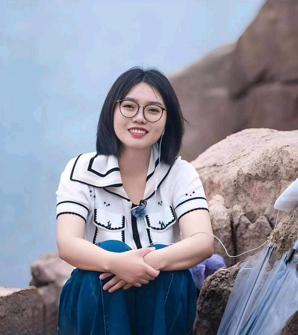 撒贝宁节目里问李雪琴北大什么专业，她直言：不太好意思说。撒贝宁还纳闷，北大居然还有拿不出手的专业？一