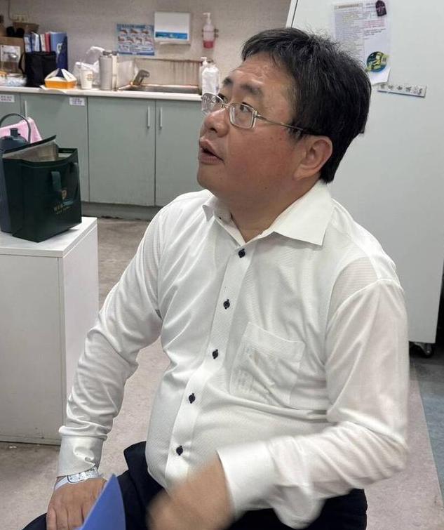 闹上官司了！矢板明夫放话要起诉郭正亮，7月12日郭正亮节低头，向矢板明夫先生郑重
