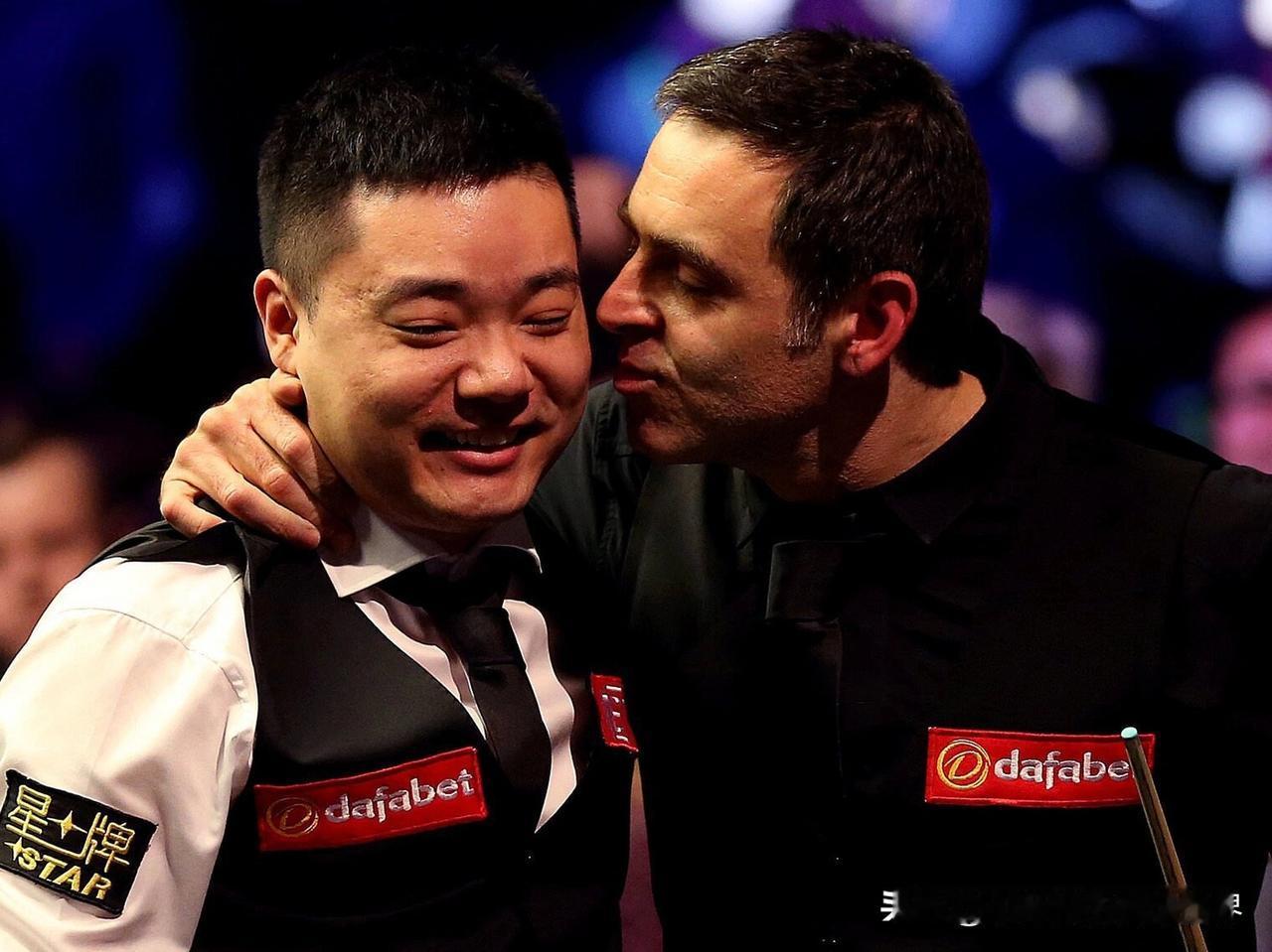 奥沙利文对阵现役前十六其他十五人的战绩：对阵世界第一特鲁姆普34次赢下18次