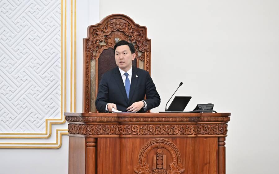 新上任的蒙古总理乌其尔勒最近见了中企代表，开场先感谢中方8月供应汽油救急，紧接着