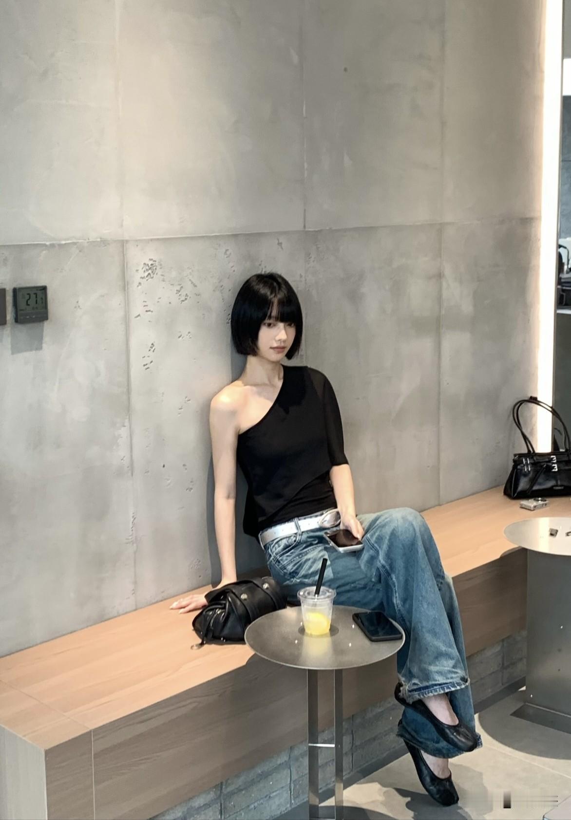 短发与长发，谁符合你的审美呢，实话实说。