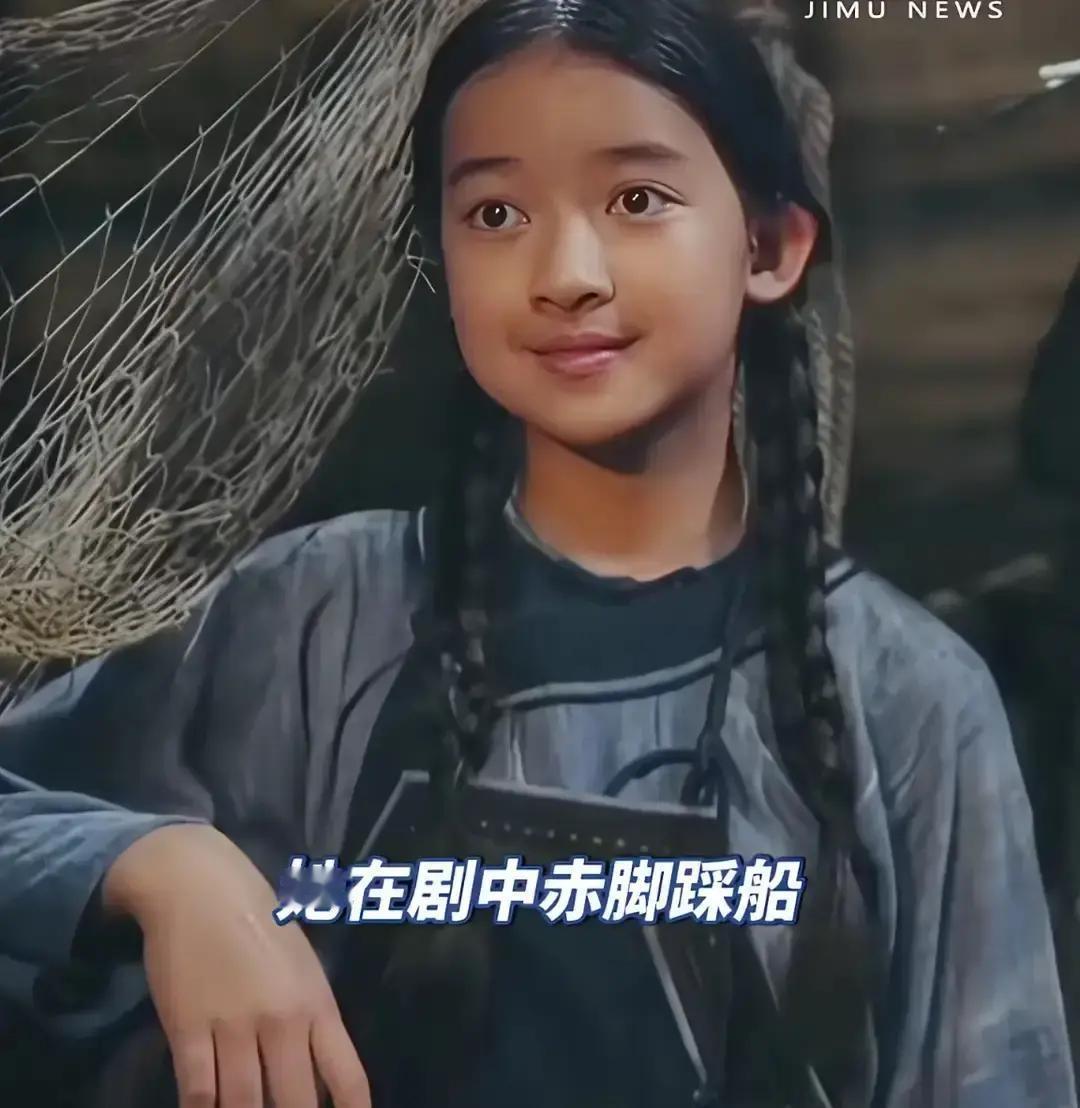 聂远女儿演8.2分剧被夸“灵气炸场”，濮存昕外孙女却因校园短剧遭骂？星二代的命门