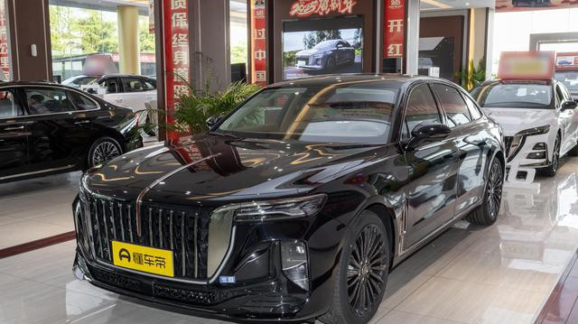 2025款红旗H9焕新上市,售价32.98万元起