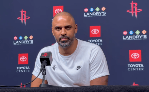 乌度卡: KD一来整个团队都提升了, 不仅是球员, 还有教练