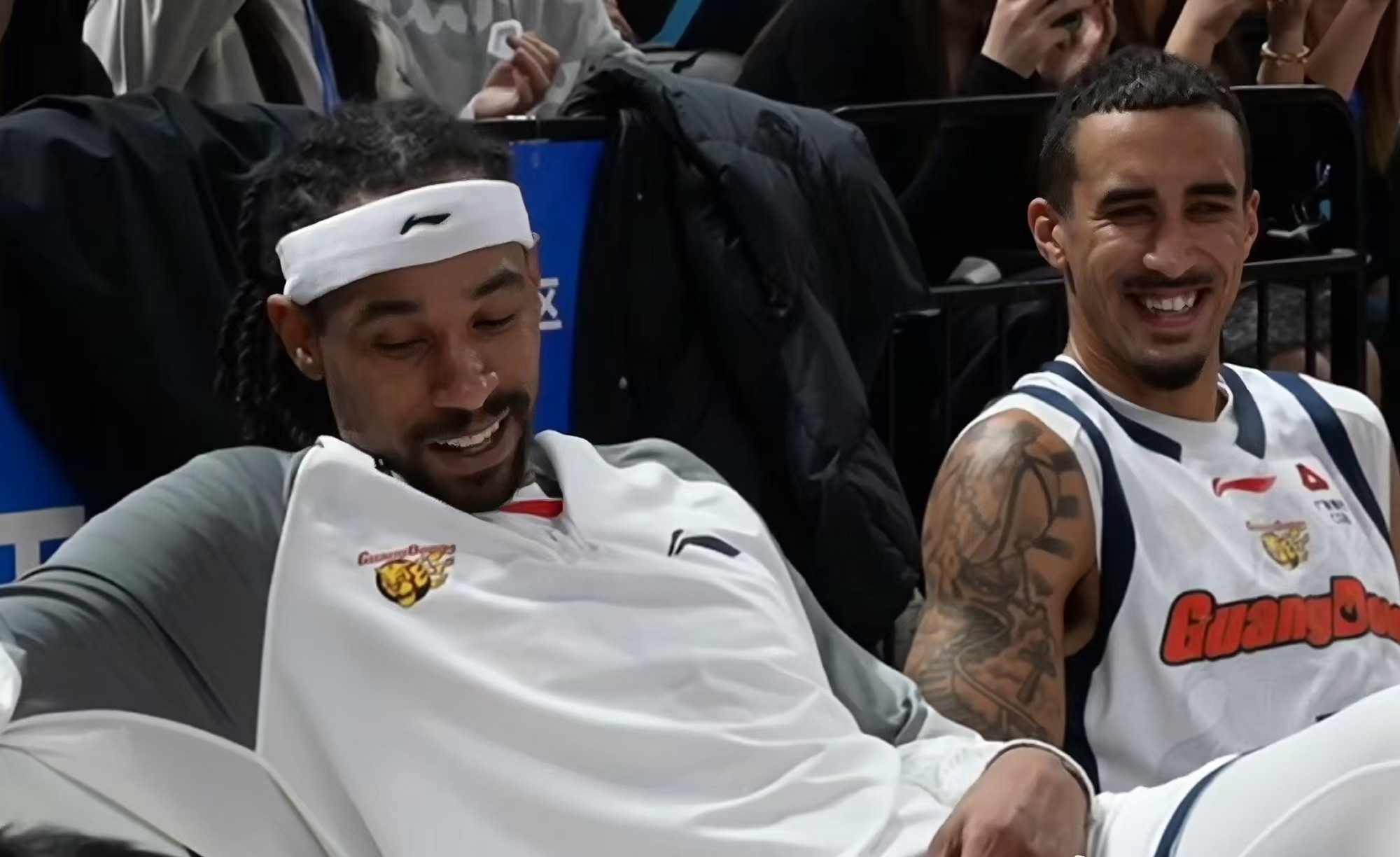 宏远新援爆发徐昕百分百命中，广东德比双赢现未来希望