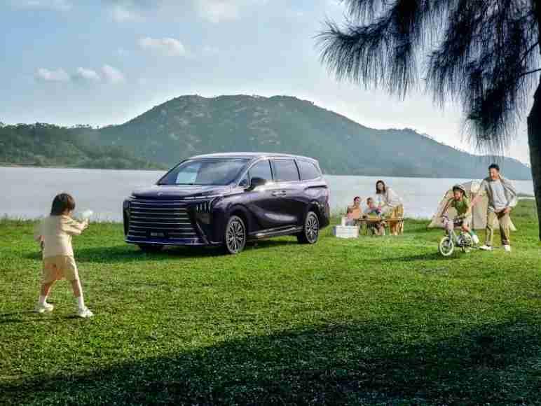 工信部关于2026年新能源汽车购置税调整信息一、新能源汽车购置税将从全额免