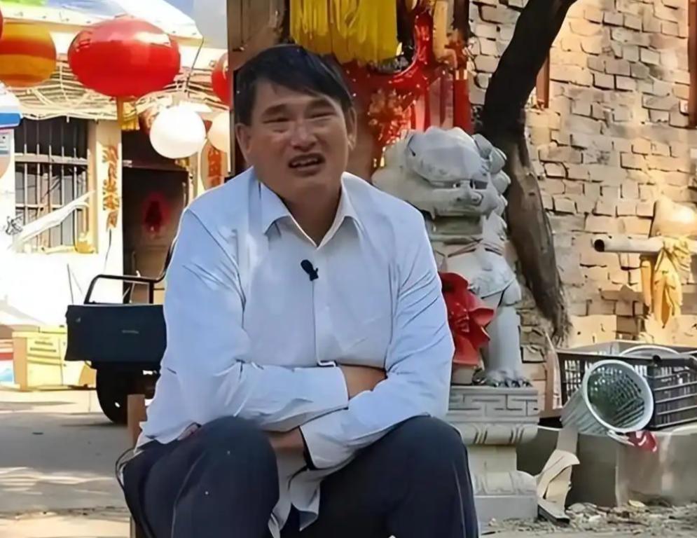 朱之文不愿开直播也不希望家人靠打赏挣钱，这份谨慎不只是本分，他很清楚流量