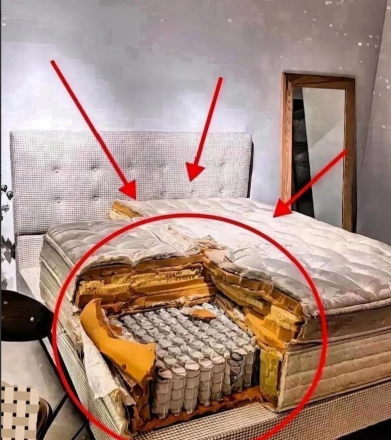 广西有对夫妻在网上买了张床垫，睡了一段时间总觉得不舒服，一气之下直接拿刀子把床垫