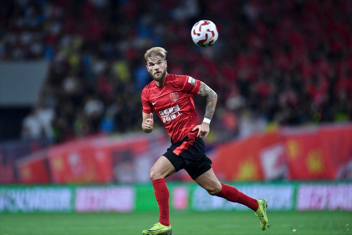 越来越多的消息显示，提莫莱切特离深圳新鹏城越来越近了……谁都没想到新鹏城如此大的