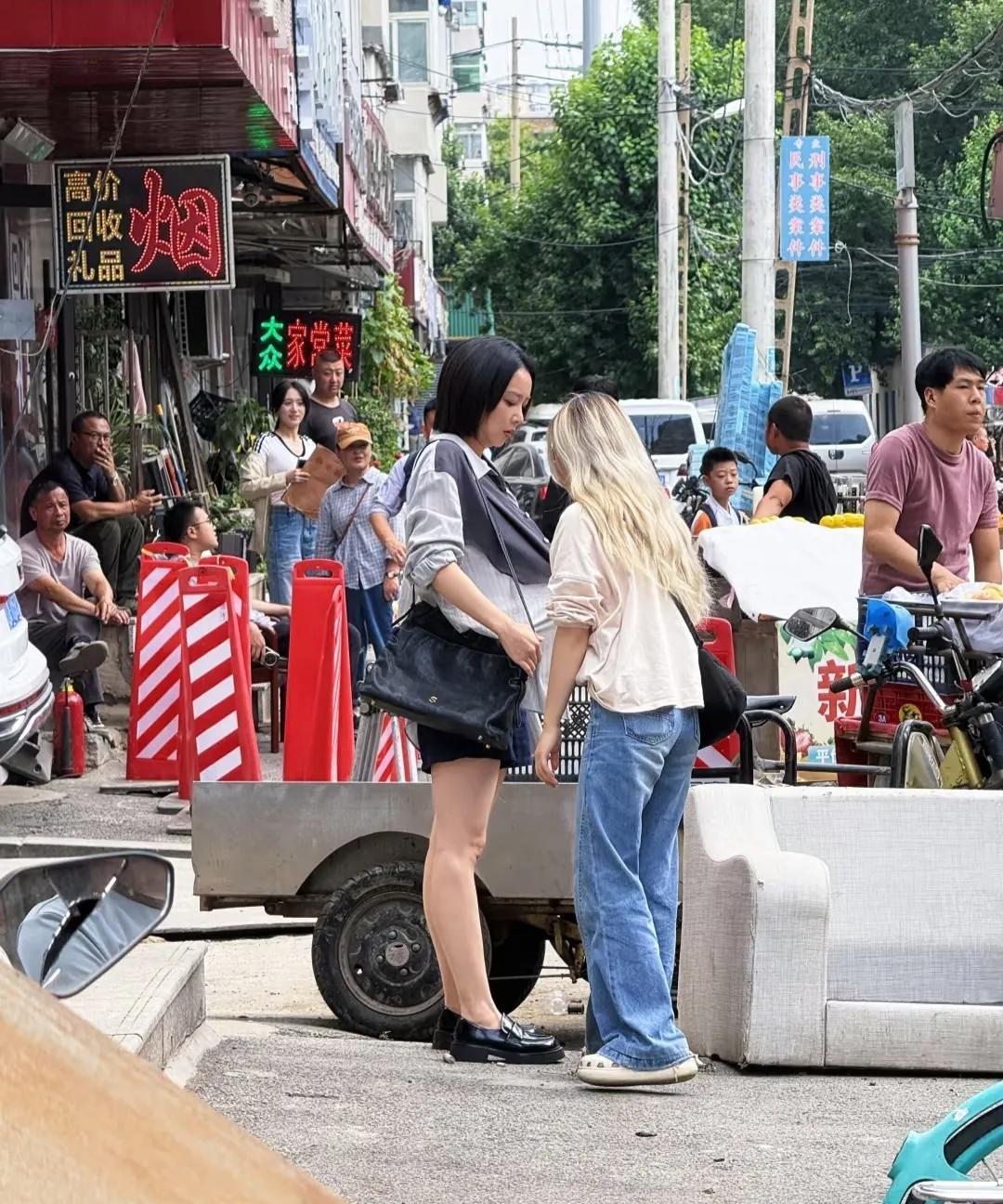 高叶，越来越像姐姐了。