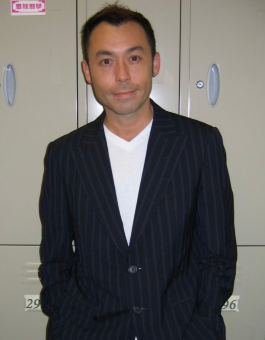 演员雷宇扬去世了，查了一下才知道，和所有明星不同，他的晚年生活居然是这么过来的！ 他的晚年生活分为两