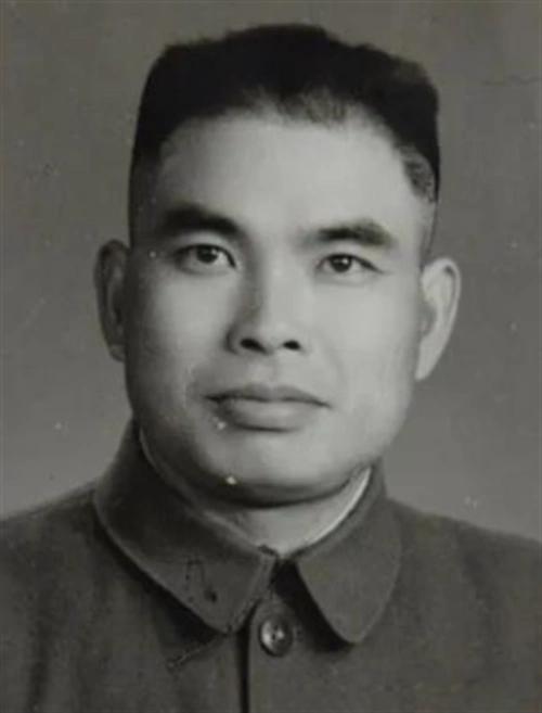 89师仓促入朝，师长余光茂下达荒唐命令遭责问，却救下全师人的命。1950年