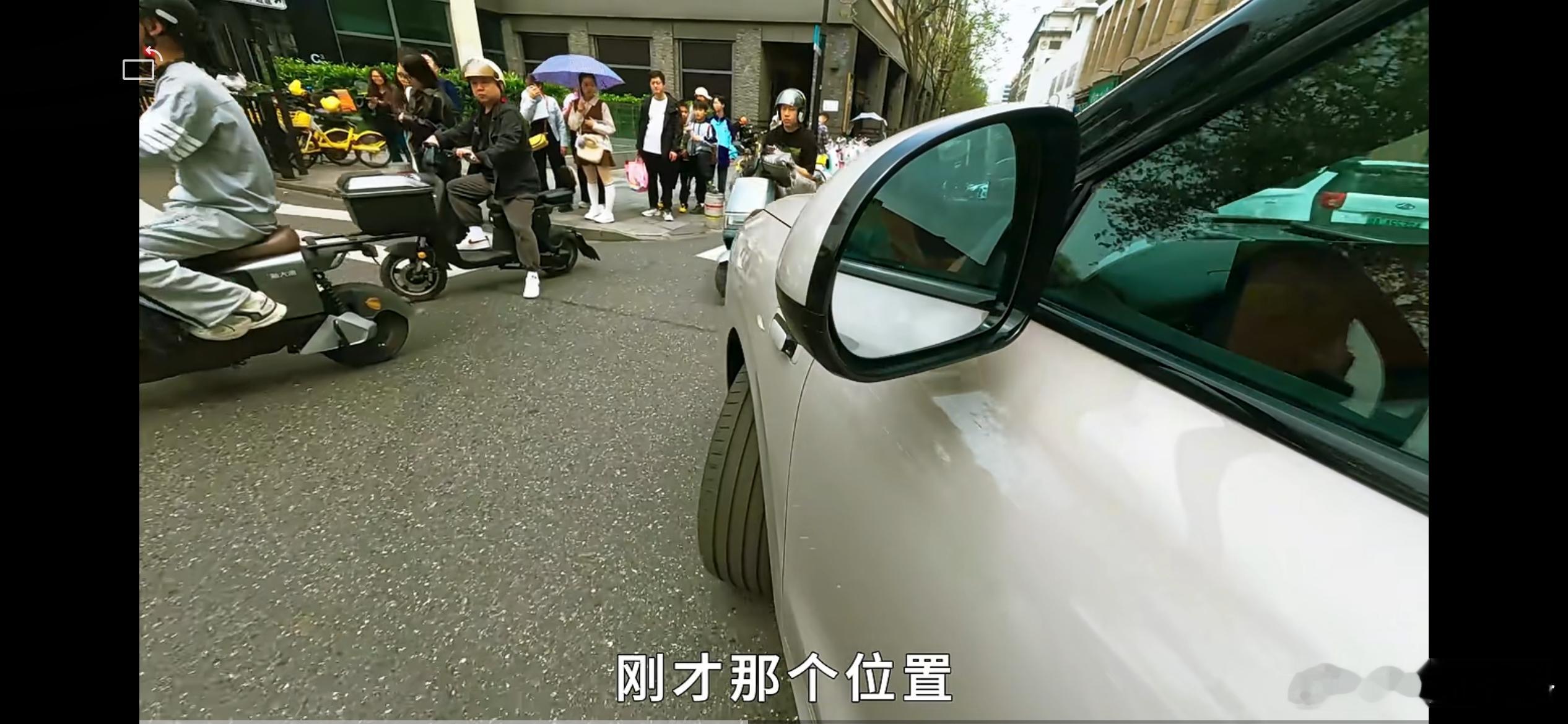 之前智己LS8智驾视频被夹得没脾气，算了。今天试了同样搭载Momenta的另一