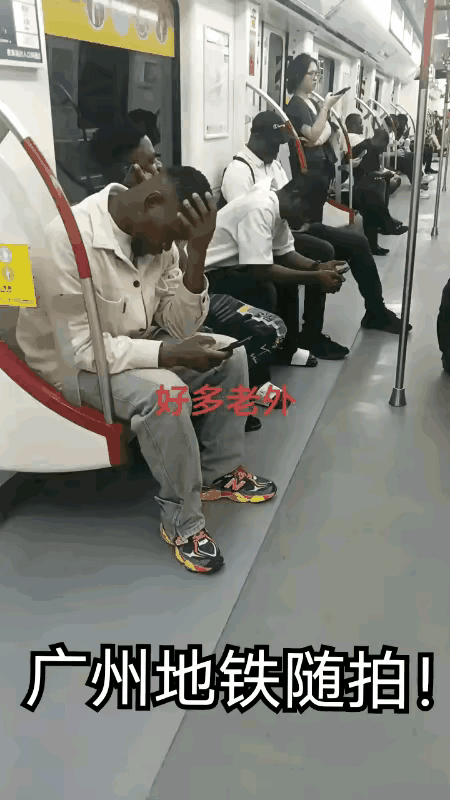 中国不是移民国家，另外对比国外都是外国留学生费用比国内高，而我国恰恰相反，国内学