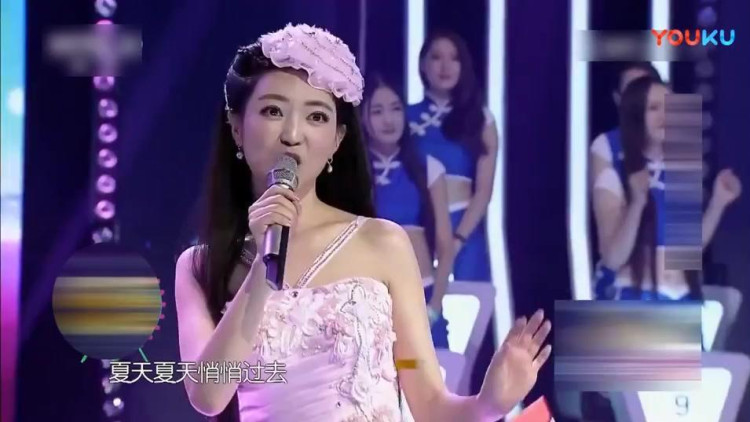 任妙音现场演唱《粉红色的回忆》,声音不输杨钰莹