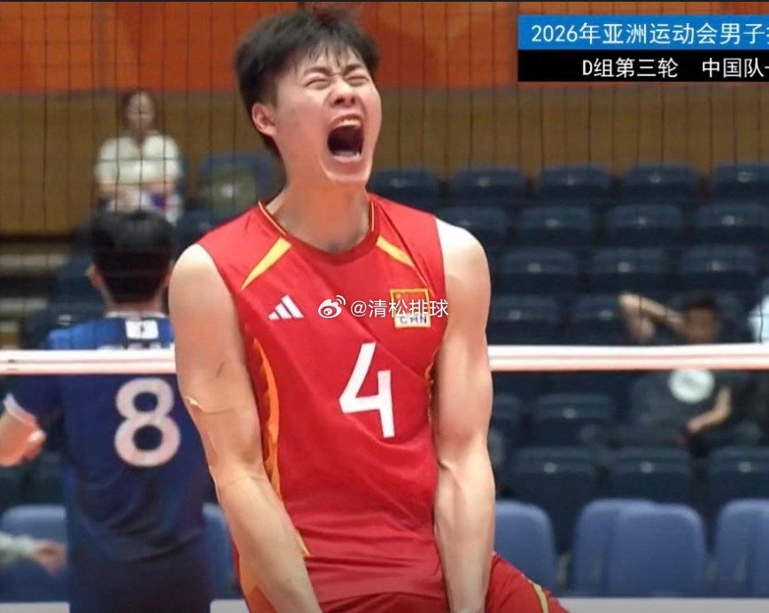 中国男排3-2韩国男排（亚运会D组）中国男排主攻李磊2分（5扣1中3失误被拦、1