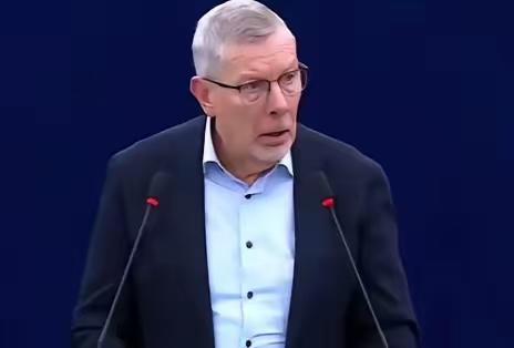 比利时一语道破真相！让欧洲议会哑口无言！在近期，一次欧洲议会上，比利时籍议员公然