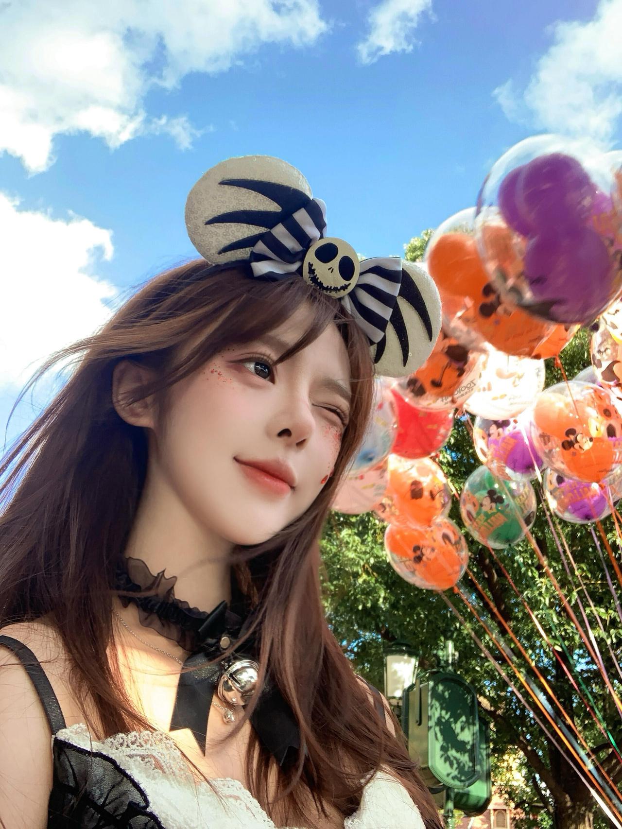 𝕔𝕦𝕥𝕚𝕖𝕘𝕙𝕠𝕤𝕥‧👻ഒ在万圣月去迪士尼啦终于看到