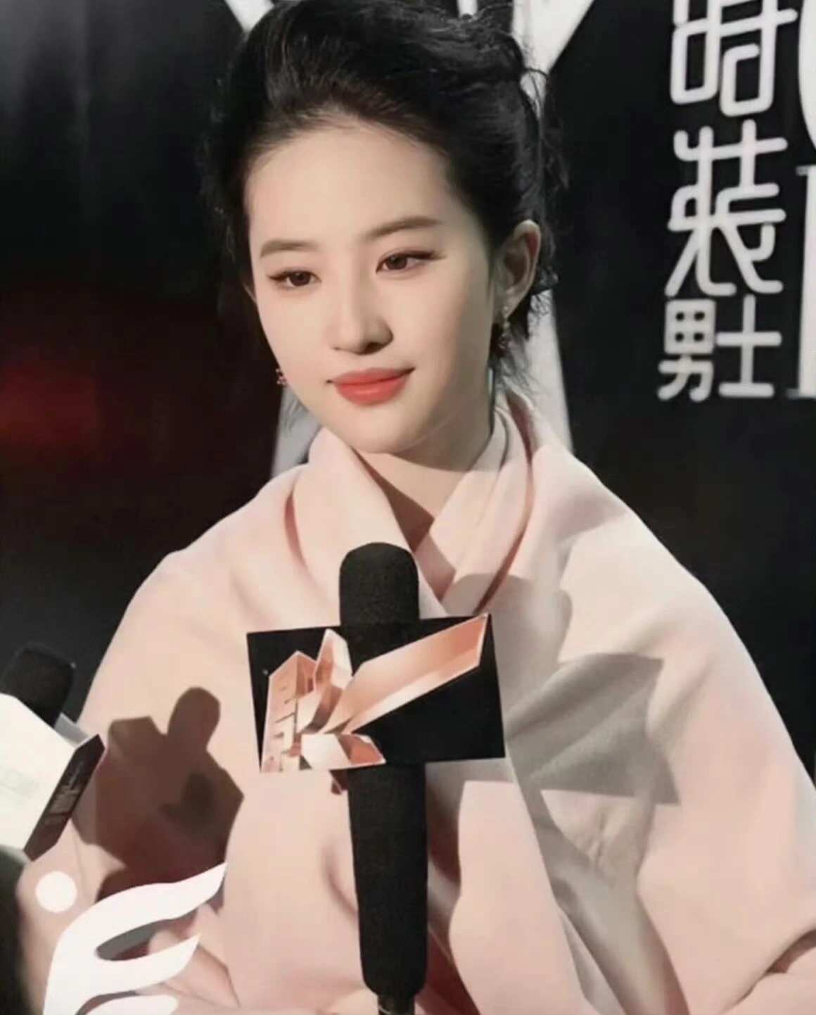 刘亦菲-很有神性美的瞬间