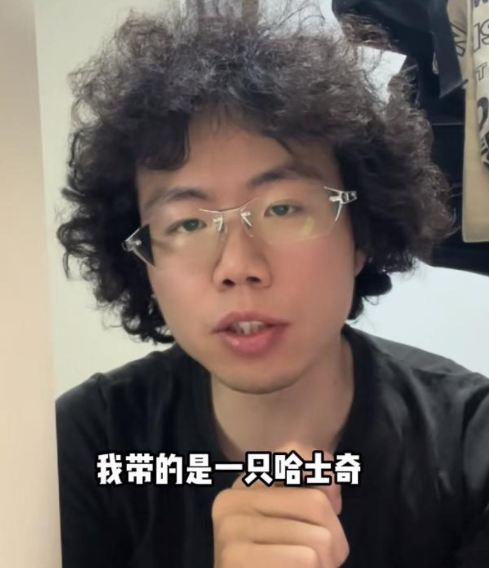 上海男子凌晨打车被撵，报警后司机扬长而去，网友：你就应该下车
