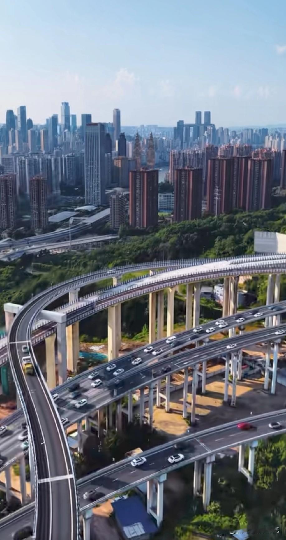 重庆市2026年上半年经济发展表现水平的，重庆市2026年上半年的经济数据已经公