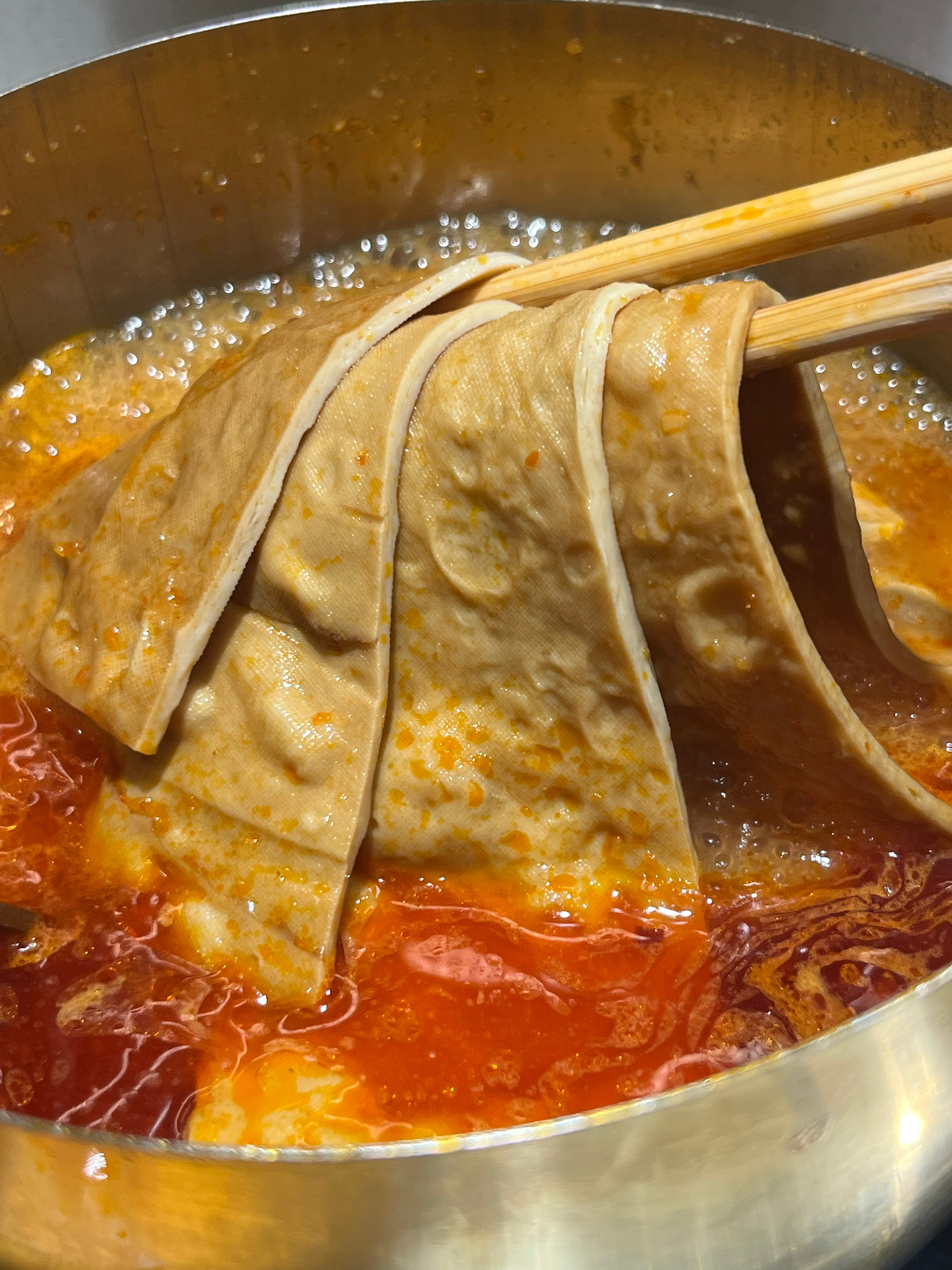 谁来懂懂这个泡泡豆干多香