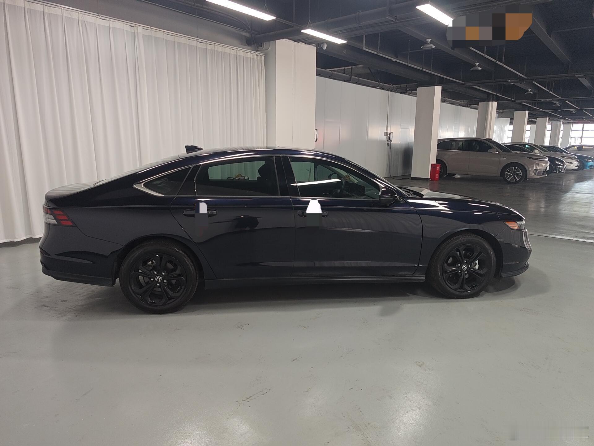 想象中的美女一手车：干净、爱惜、带体香；现实中的美女一手车，补漆、焊接、缺保养；