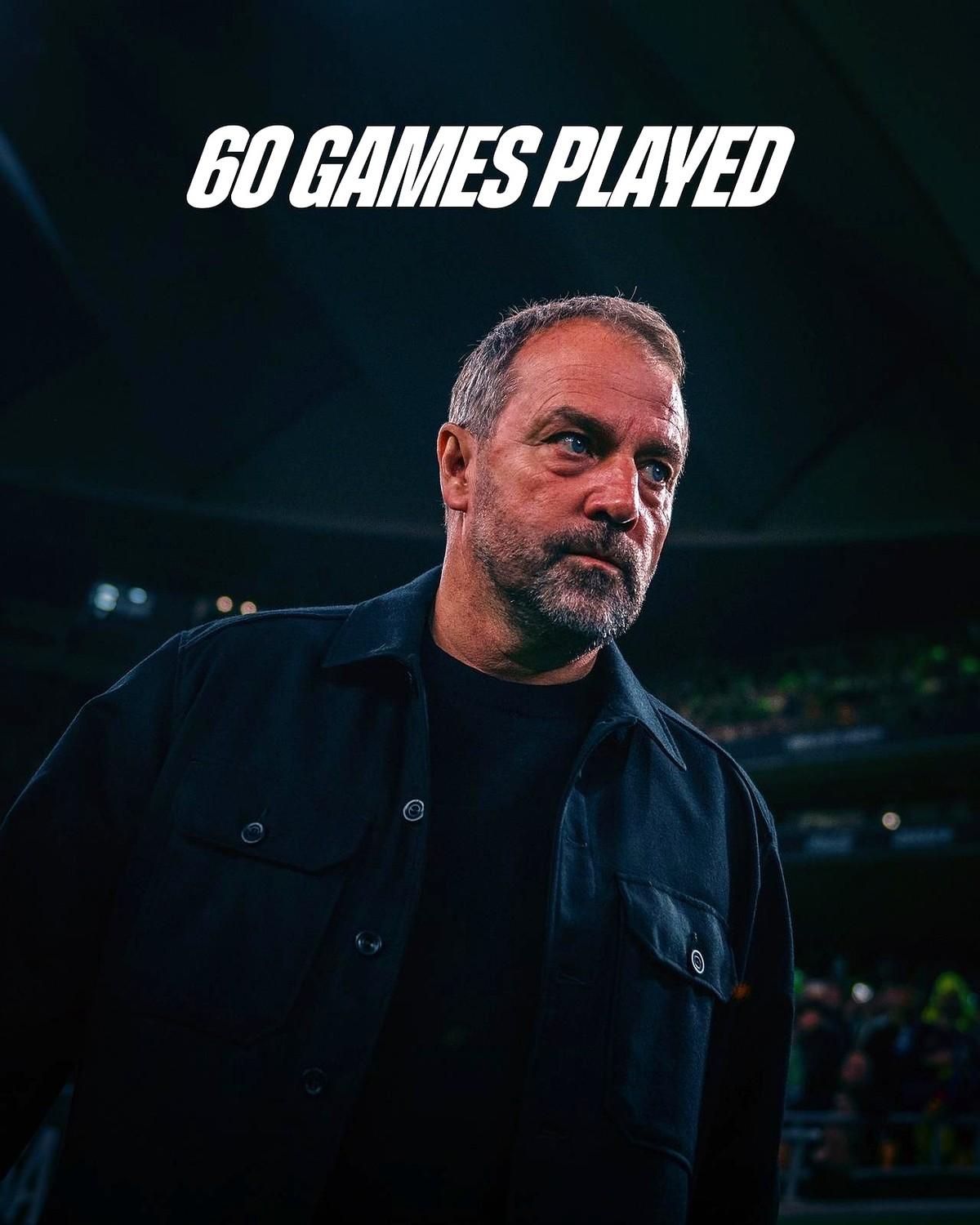 巴萨这一年，进攻火力简直离谱。2025年60场比赛狂轰169球，这数据只比队