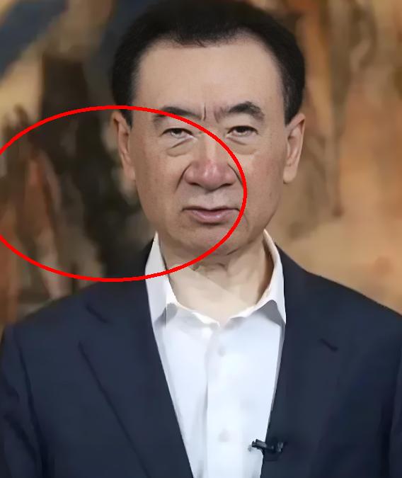王健林还能撑住吗？刚又被冻结了3亿股权，目前万达累计被冻结股权已经超过160亿，