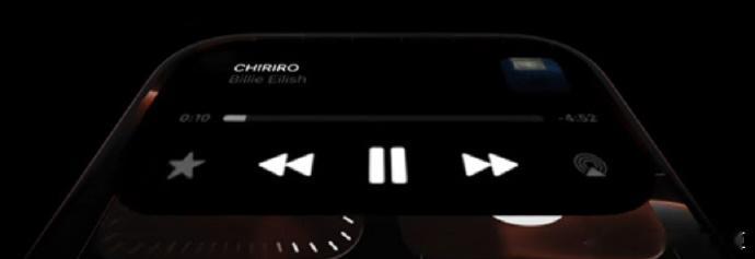 iPhone18Pro外观放弃药丸屏报道指出，iPhone18Pro前摄位置